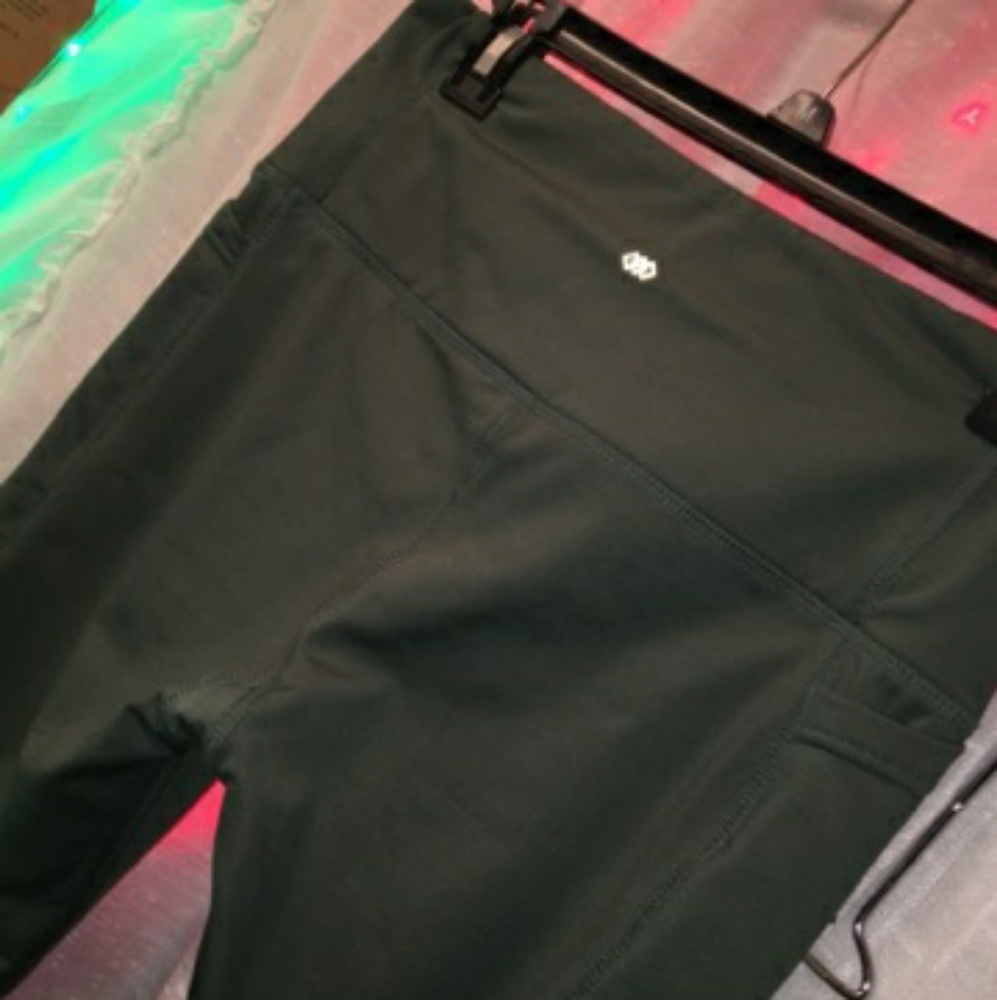 Athletic Leggings (pants)